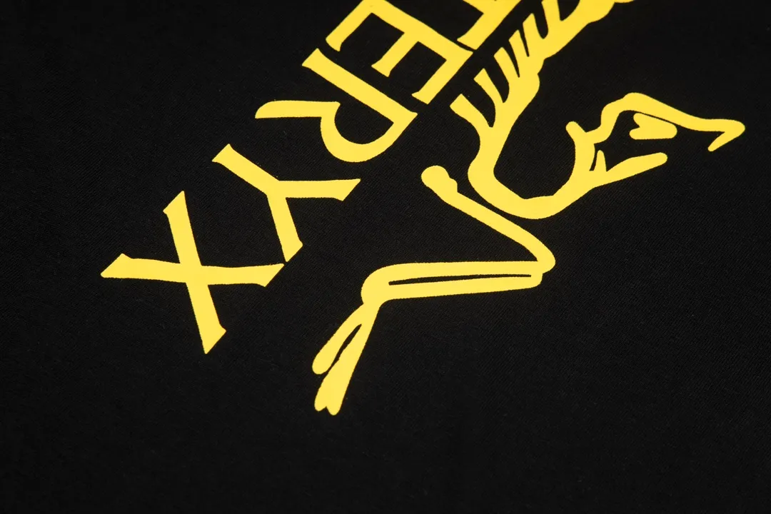 【 Quality】 Arc’teryx 𝟮𝟰𝘀𝘀 Logo T ， ， ， OS Premium 32S g Quality ： ：White Black Size：XS S M L